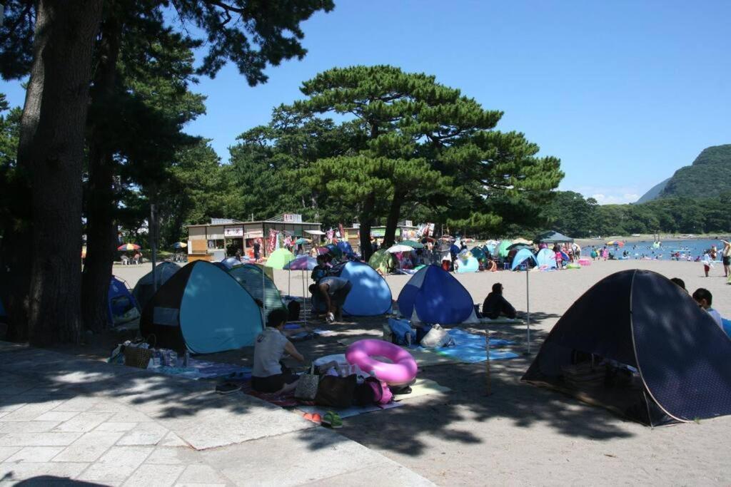 נומאזו 御浜岬の至福を一身に味わう 一軒家貸切宿で贅沢なバーベキューを楽しみながら夕陽に染まる戸田湾の美しさを満喫 מראה חיצוני תמונה